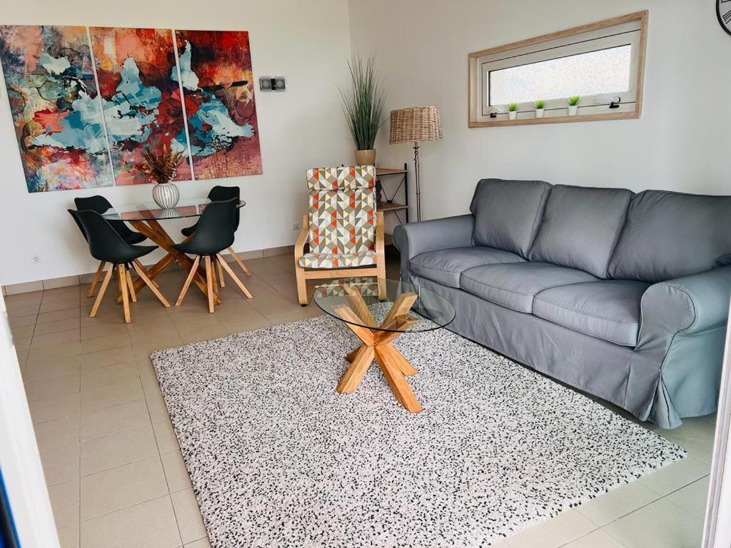 לאגוּ‏ש Angies Marina Apartment, Includes 2 Free Passes For The Marina Pool מראה חיצוני תמונה