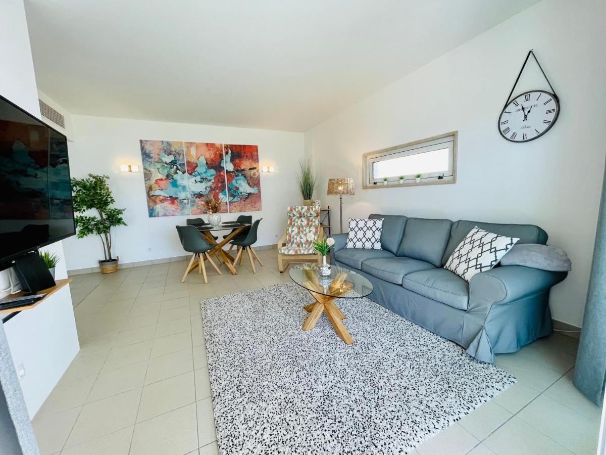 לאגוּ‏ש Angies Marina Apartment, Includes 2 Free Passes For The Marina Pool מראה חיצוני תמונה